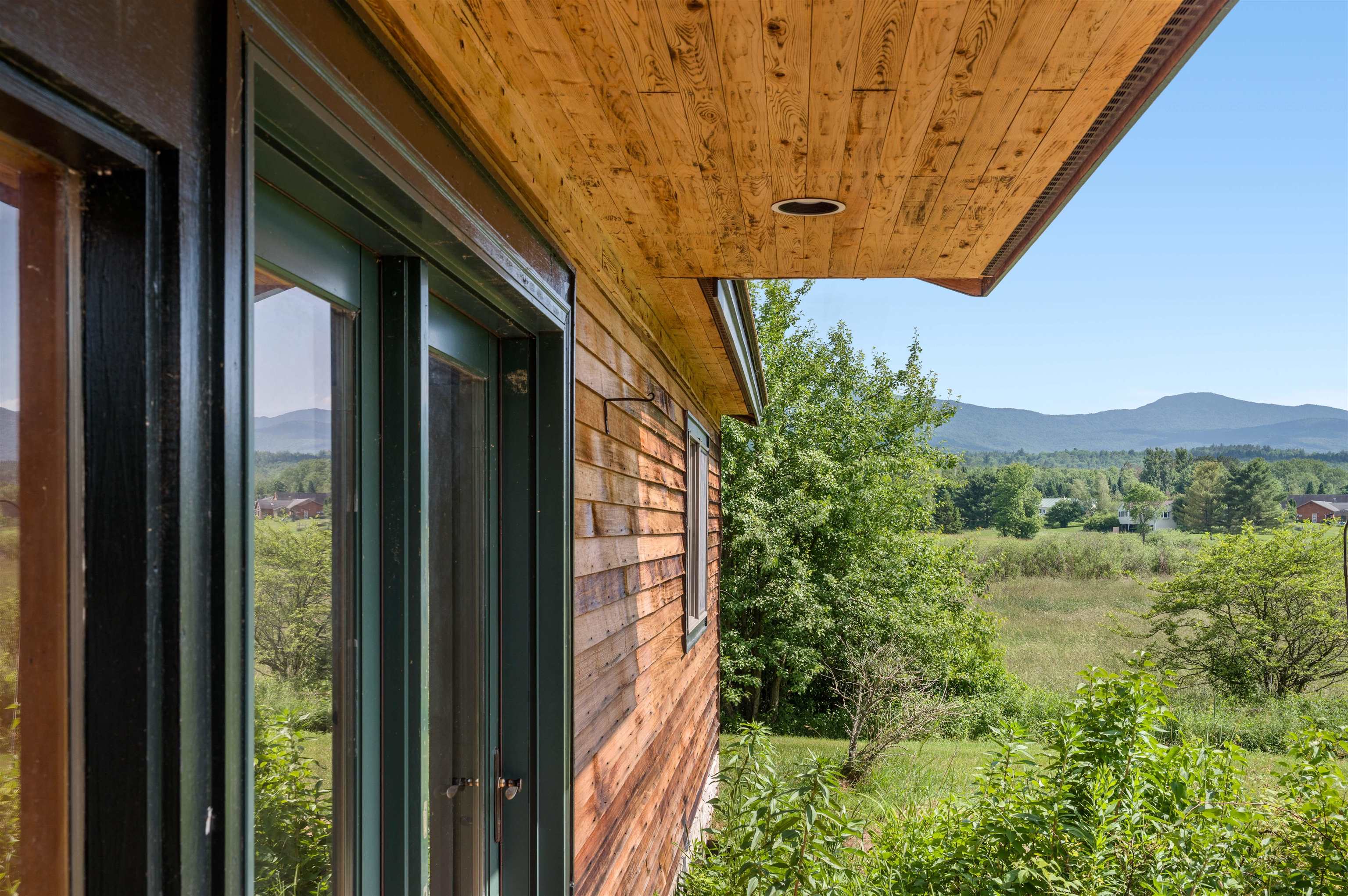 Morristown, Vermont 05661, United States, 2 Bedrooms Bedrooms, ,1 BathroomBathrooms,Residential,Active,169834