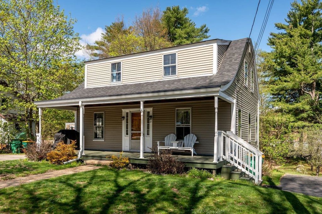 Photo of 21 Dodge Street, Rochester, NH 03867 (MLS # 5088513)