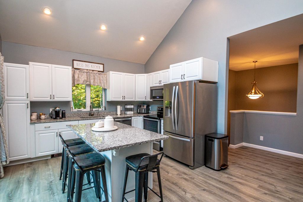 Photo of 74 Garmish Road, Conway, NH 03818 (MLS # 5067571)