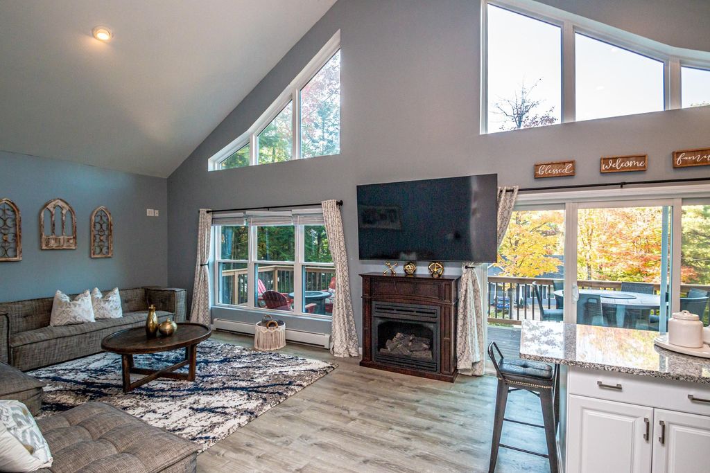 Photo of 74 Garmish Road, Conway, NH 03818 (MLS # 5067571)