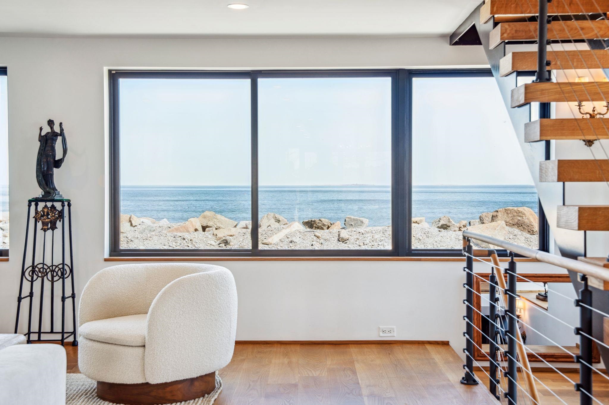 1681 Ocean Boulevard