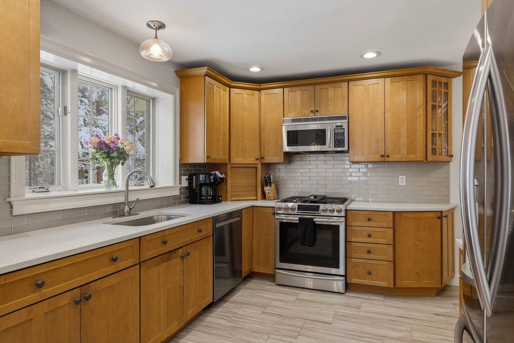 Photo of 1 Pheasant Lane, Portsmouth, NH 03801 (MLS # 5074545)