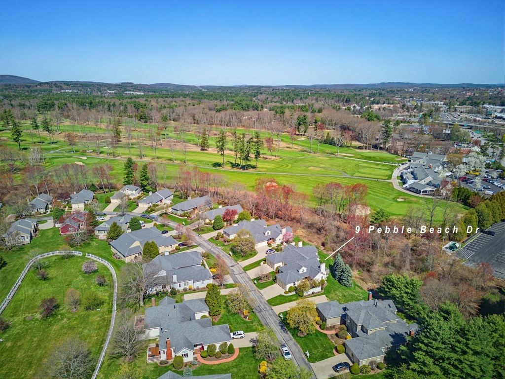 Photo of 9 Pebble Beach Drive, Bedford, NH 03110 (MLS # 5086205)