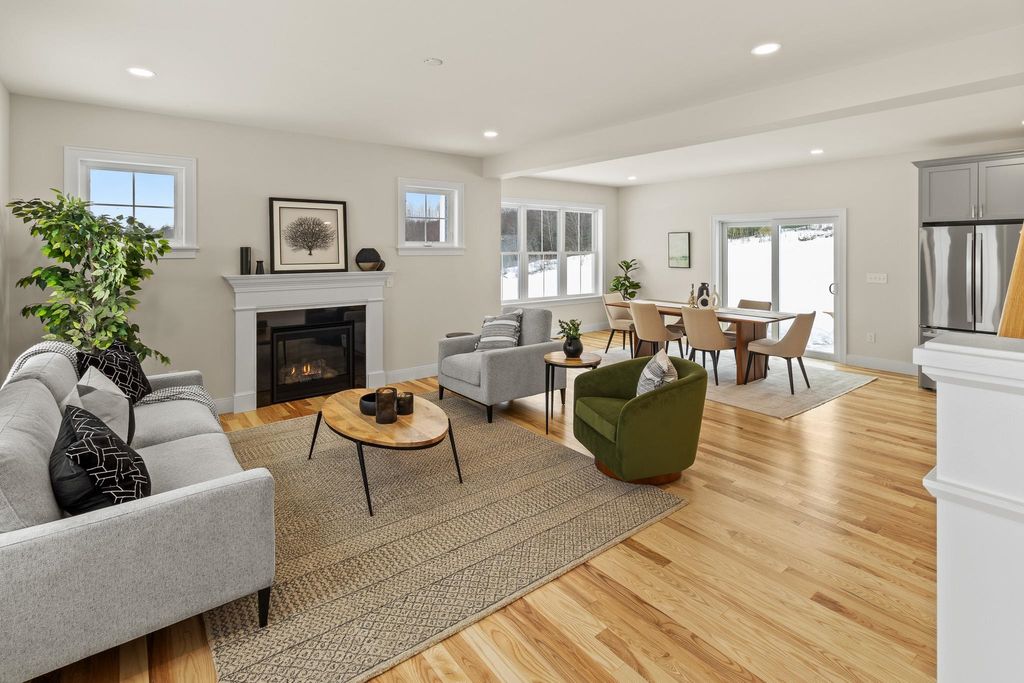 Photo of 8 Megans Way #95, Epping, NH 03042 (MLS # 5077308)