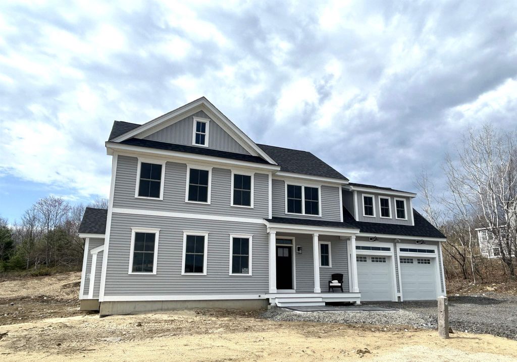 Photo of 8 Megans Way #95, Epping, NH 03042 (MLS # 5077308)