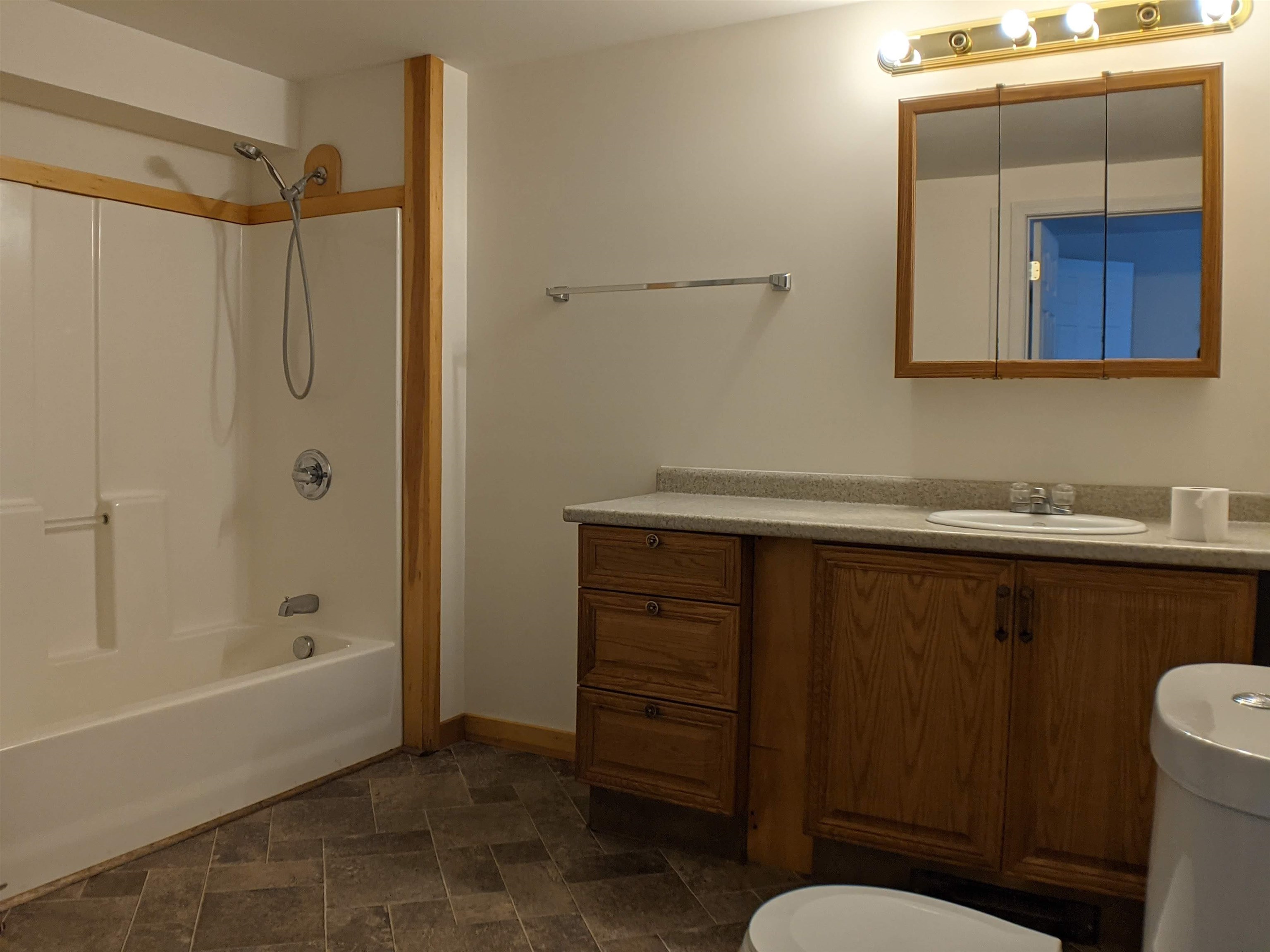 7 Sunnyview Drive Unit B