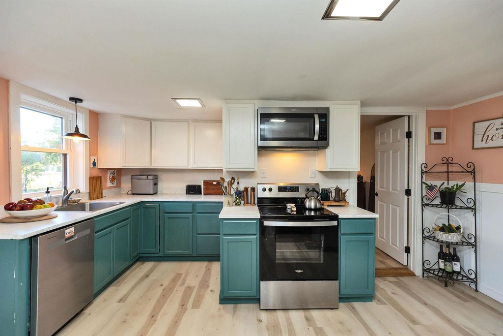 Photo of 261 N. Main Street, Franklin, NH 03235 (MLS # 5063458)