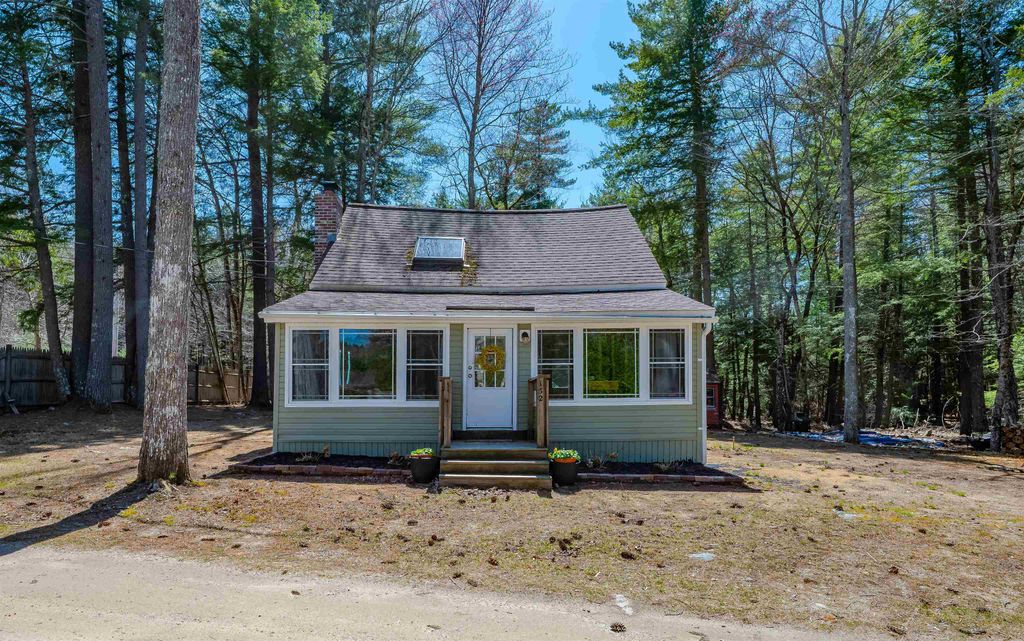 Photo of 132 Chestnut Pond Road, Epsom, NH 03234 (MLS # 5037788)