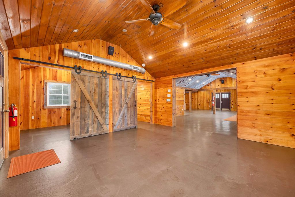 Photo of 6 Suncook Valley Road, Alton, NH 03809 (MLS # 5031450)