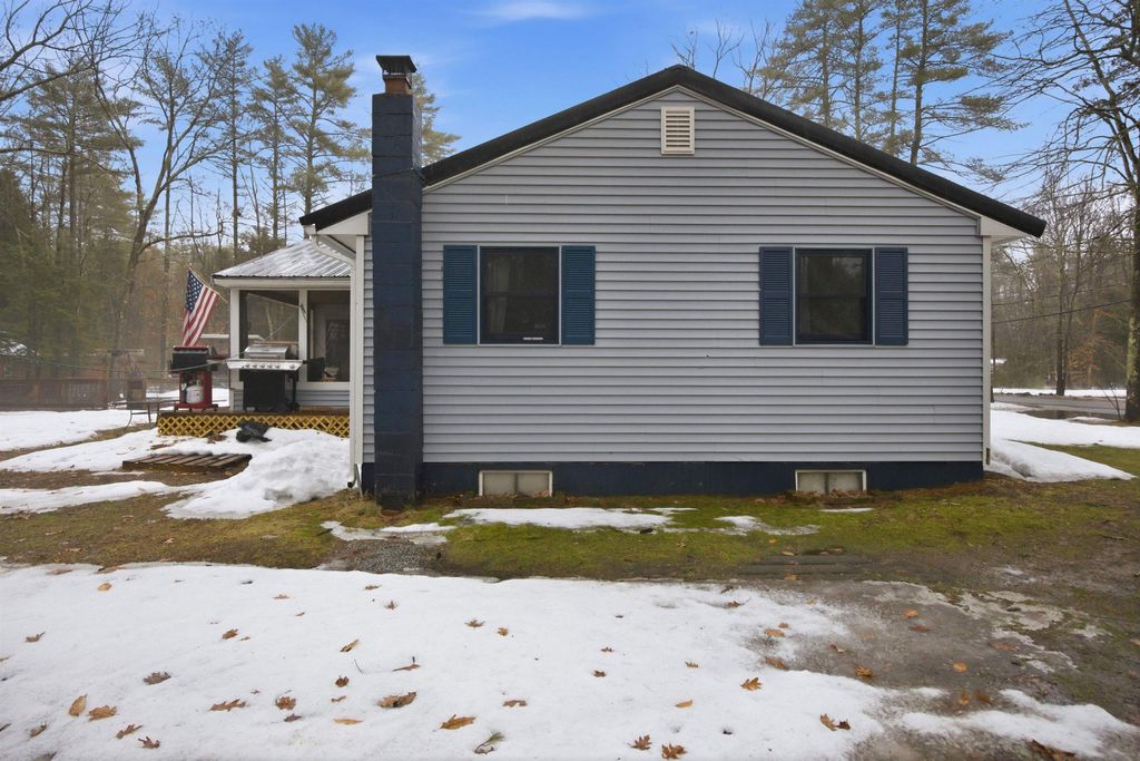 Photo of 1136 Penacook Road, Hopkinton, NH 03229 (MLS # 5079123)