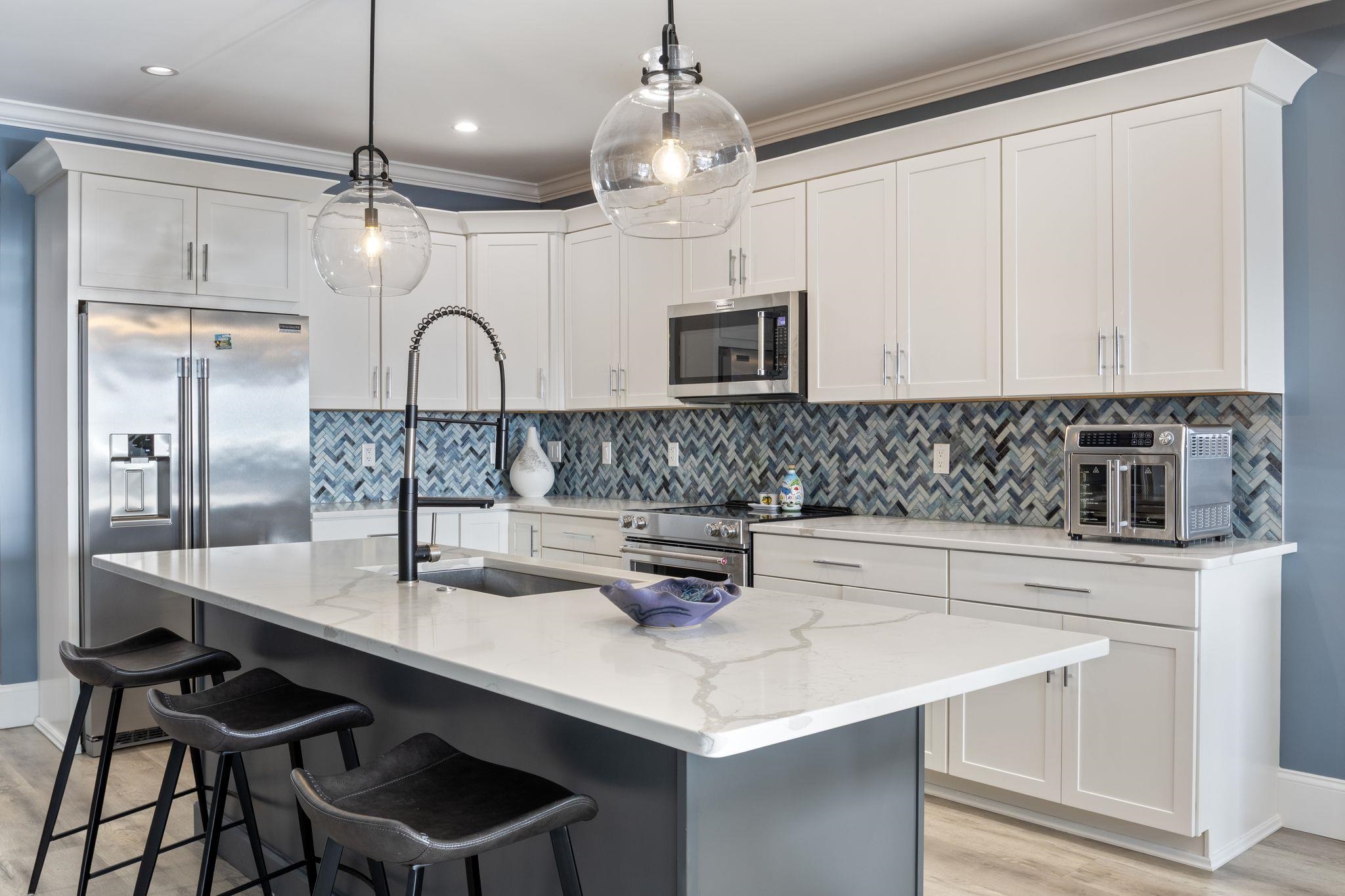 535 Ocean Boulevard 403