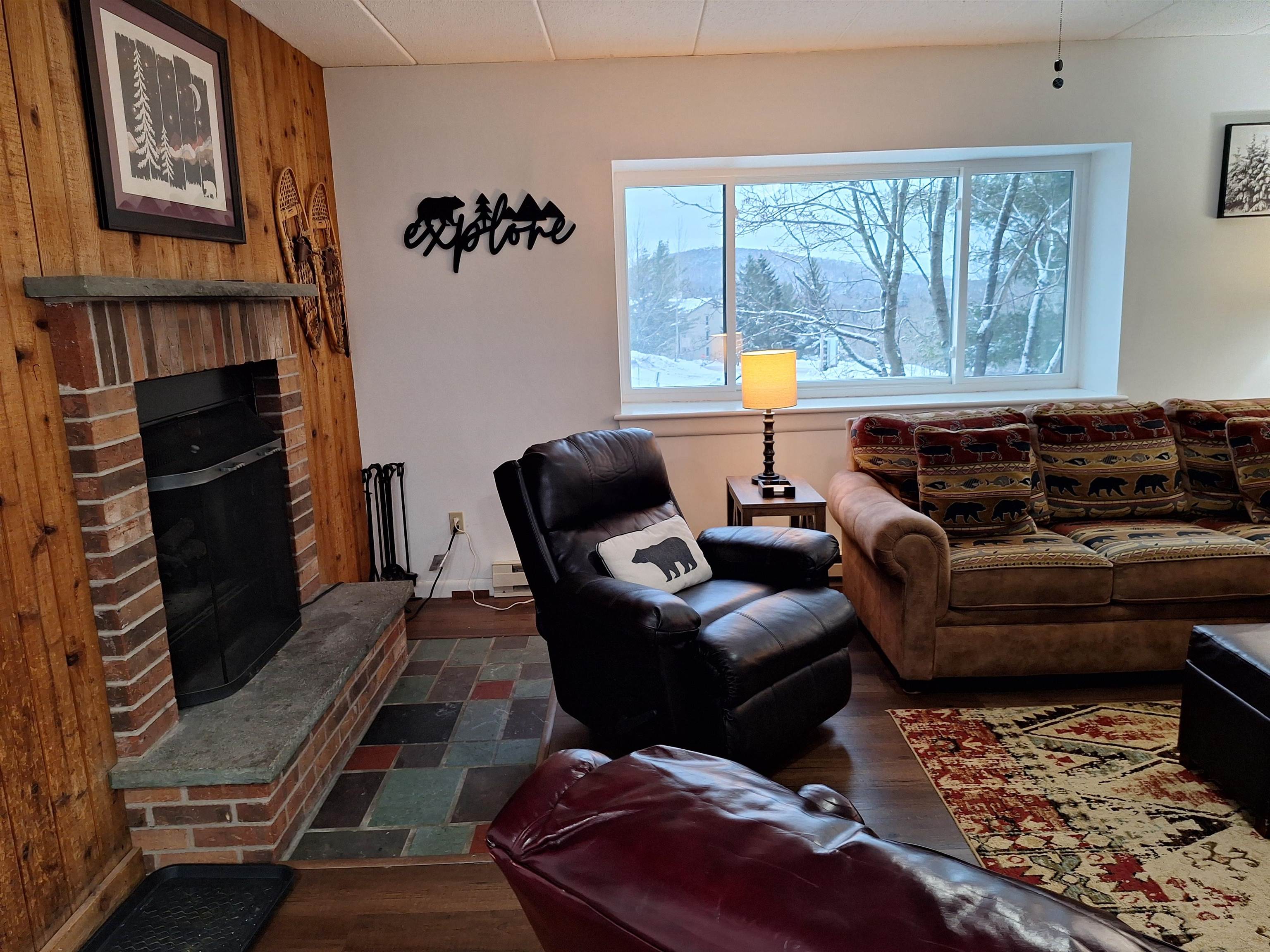 137 East Mountain Road 2B1