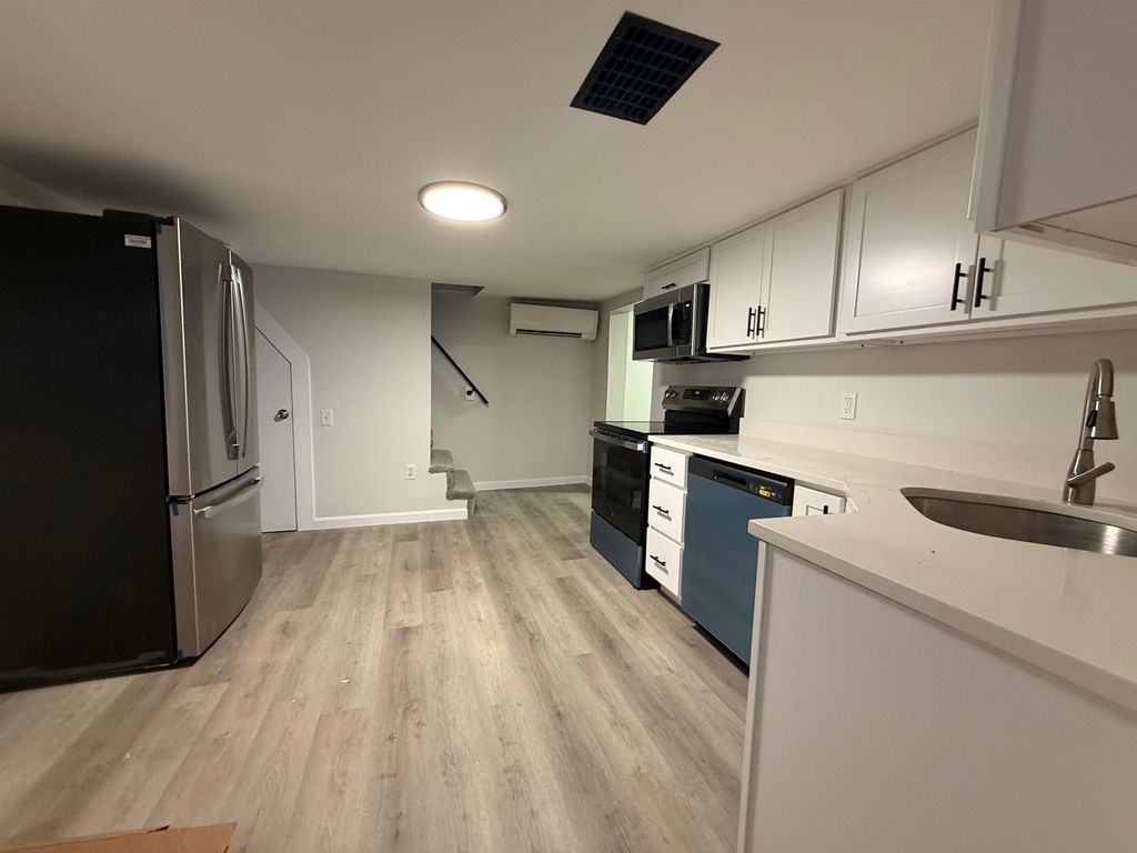 Photo of 10 Greenleaf Court, Belmont, NH 03220 (MLS # 5071768)