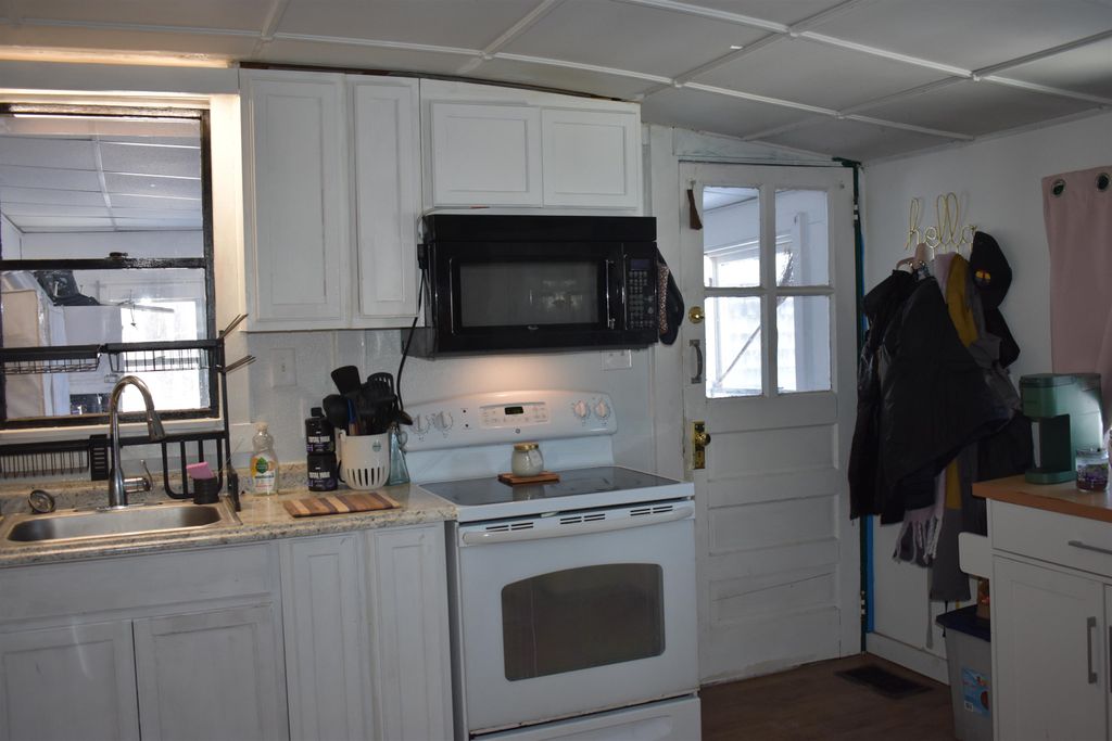 Photo of 641647 First NH Turnpike, Northwood, NH 03261 (MLS # 5077071)