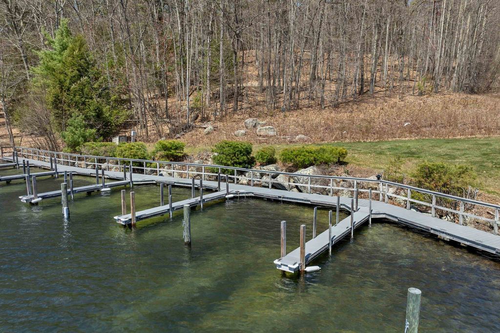 Photo of 2 Mountain West Drive #17, Wolfeboro, NH 03894 (MLS # 5086076)