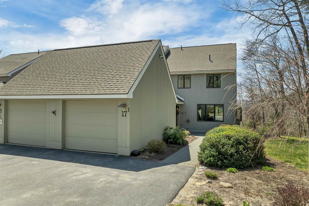 Photo of 2 Mountain West Drive #17, Wolfeboro, NH 03894 (MLS # 5086076)