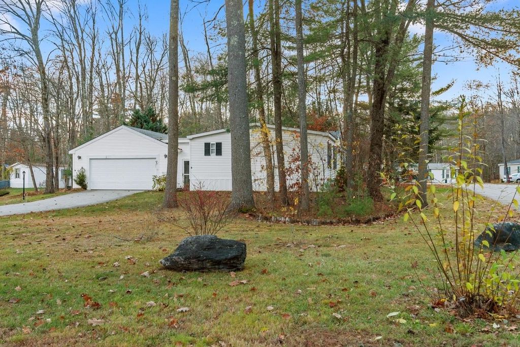Photo of 10 Erin Lane, Rochester, NH 03868 (MLS # 5068973)