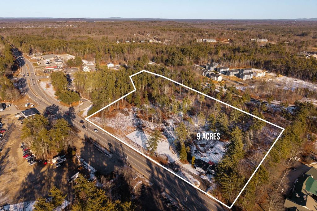 Photo of 555 CALEF Highway, Barrington, NH 03825 (MLS # 5073143)