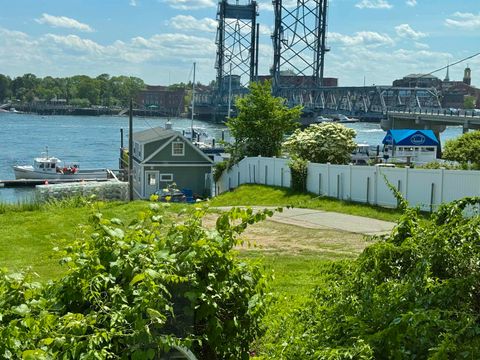 10 Island Avenue 17A Kittery ME 03904