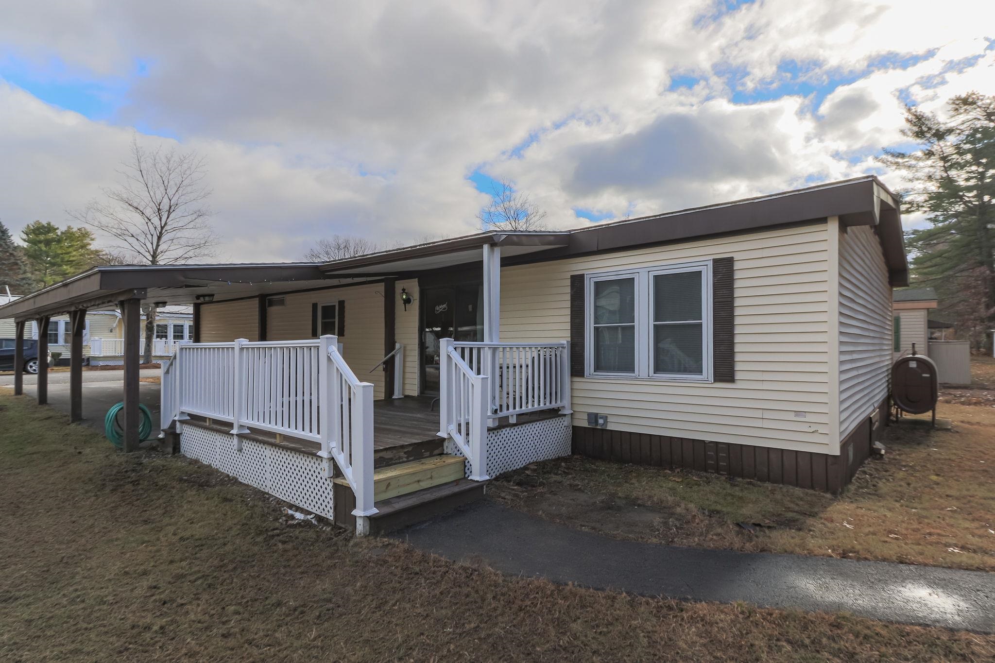 Goffstown, New Hampshire 03045, United States, 3 Bedrooms Bedrooms, ,2 BathroomsBathrooms,Residential,Active,249042