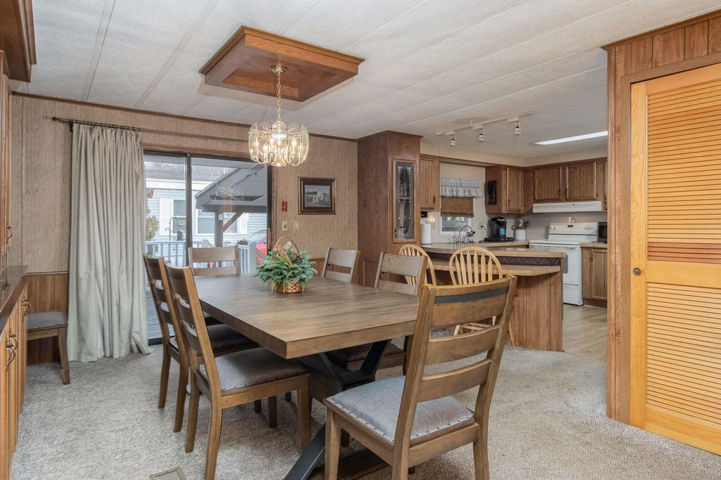 Photo of 76 Donald Drive, Goffstown, NH 03045 (MLS # 5070703)