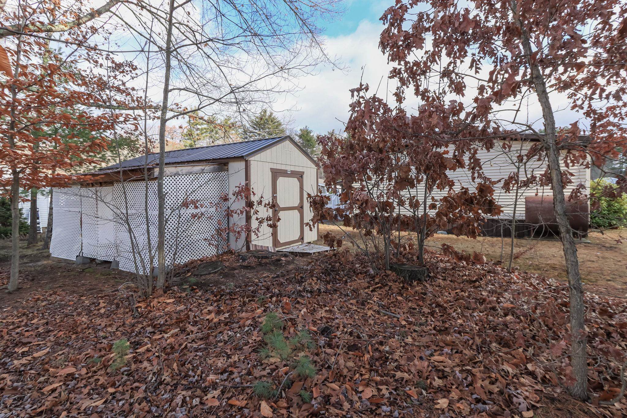 Goffstown, New Hampshire 03045, United States, 3 Bedrooms Bedrooms, ,2 BathroomsBathrooms,Residential,Active,249042