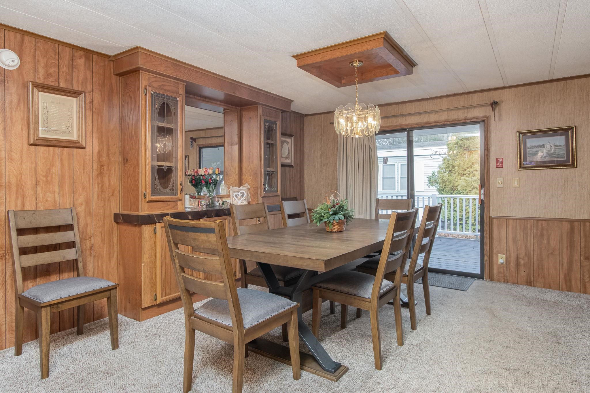 Goffstown, New Hampshire 03045, United States, 3 Bedrooms Bedrooms, ,2 BathroomsBathrooms,Residential,Active,249042