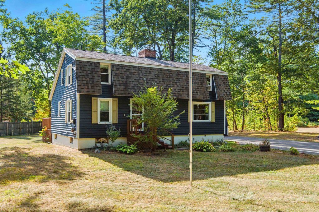 Photo of 69 Lake Avenue, Franklin, NH 03235 (MLS # 5060493)