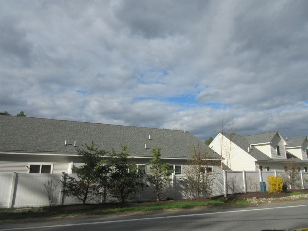 Photo of 14 Angel Point Circle #A, Goffstown, NH 03045 (MLS # 5086964)