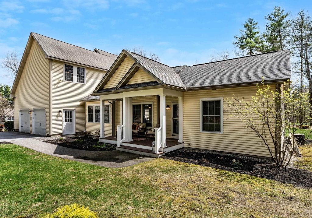 Photo of 70 Greenmeadow Lane, Bedford, NH 03110 (MLS # 5085273)