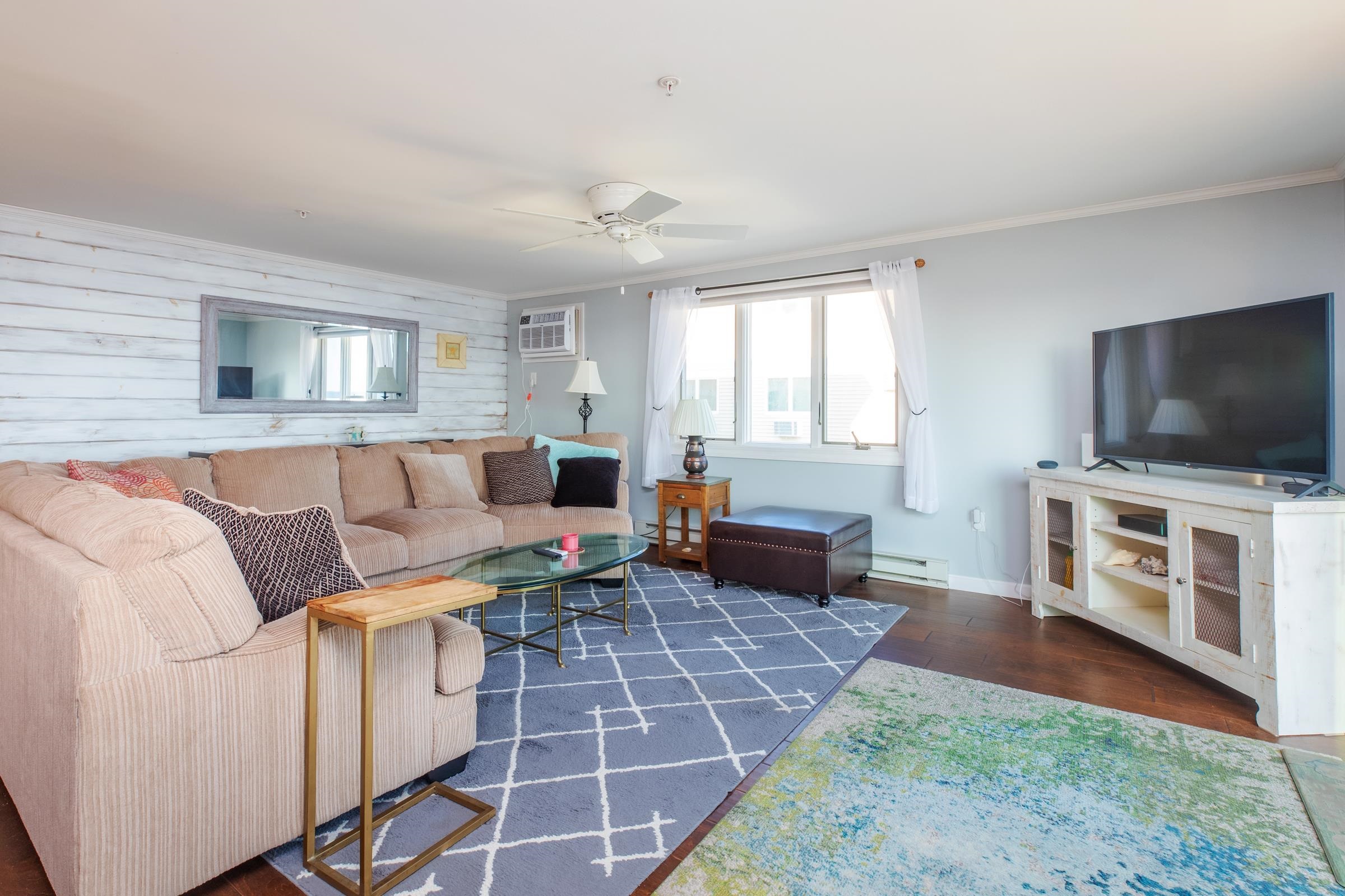 407 Ocean Boulevard B-5