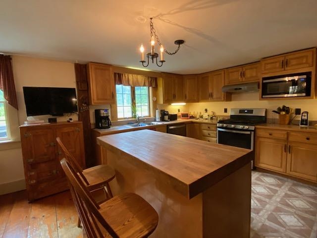 89 Mink Hill Lane