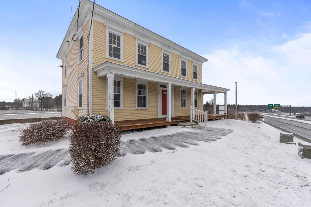 Photo of 2204 Woodbury Avenue, Newington, NH 03801 (MLS # 5074359)