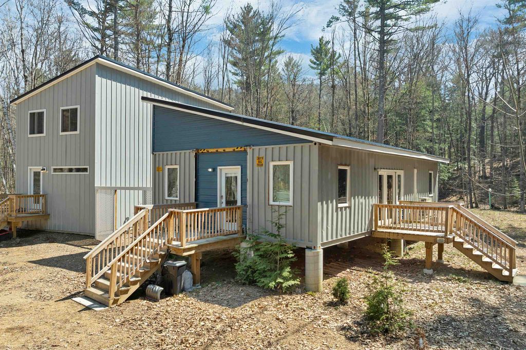 Photo of 35 Rolling Ridge Road, Bartlett, NH 03838 (MLS # 5087223)