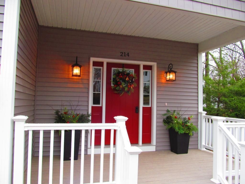 Photo of 214 Dallaire Street, Manchester, NH 03104 (MLS # 5072336)