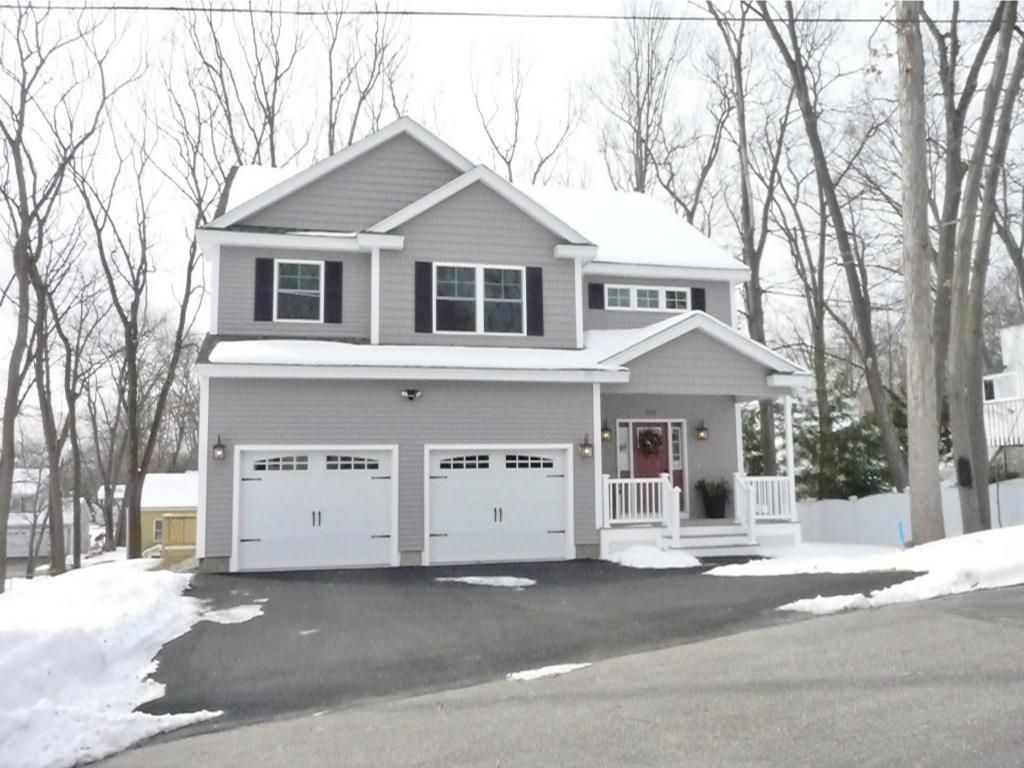 Photo of 214 Dallaire Street, Manchester, NH 03104 (MLS # 5072336)