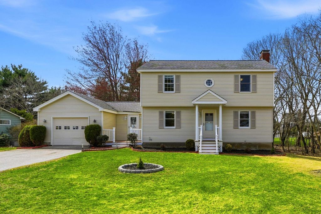 Photo of 243 Winnacunnet Road, Hampton, NH 03842 (MLS # 5085546)