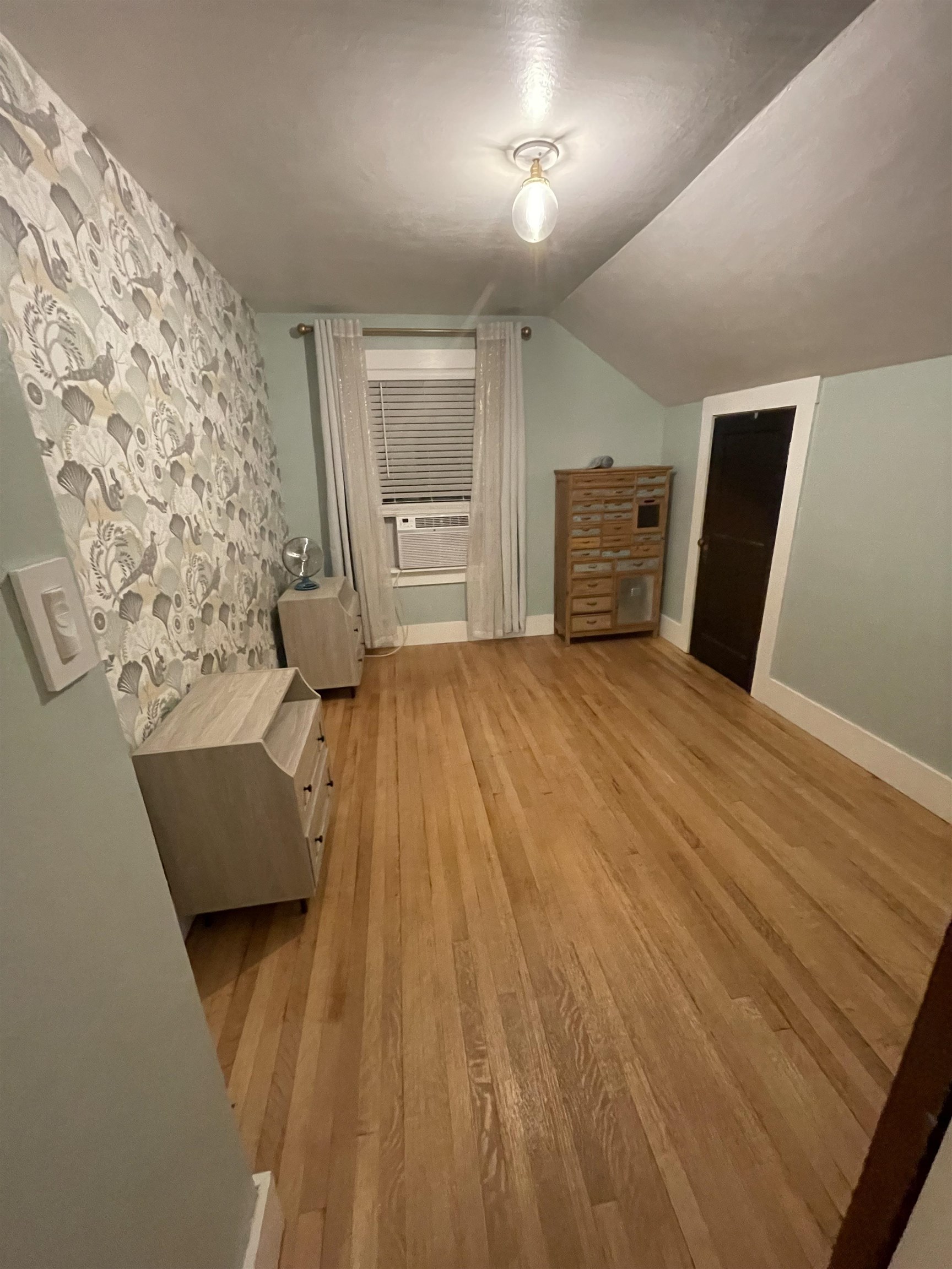 Berlin, New Hampshire 03570, United States, 3 Bedrooms Bedrooms, ,1 BathroomBathrooms,Residential,Active,162228