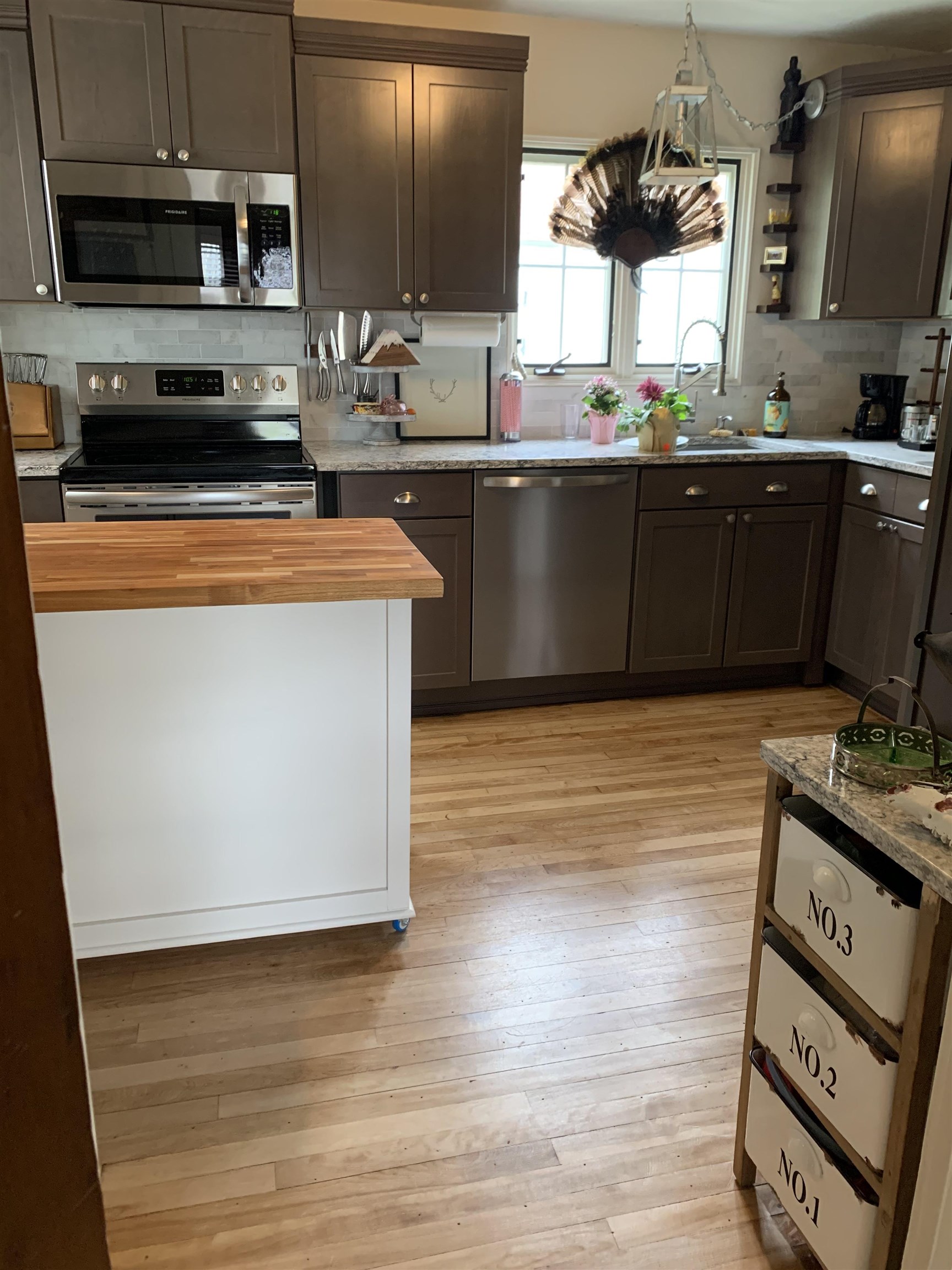 Berlin, New Hampshire 03570, United States, 3 Bedrooms Bedrooms, ,1 BathroomBathrooms,Residential,Active,162228