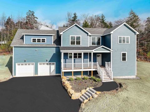 Photo of 55 Indian Rock Road, Bedford, NH 03110 (MLS # 5075768)