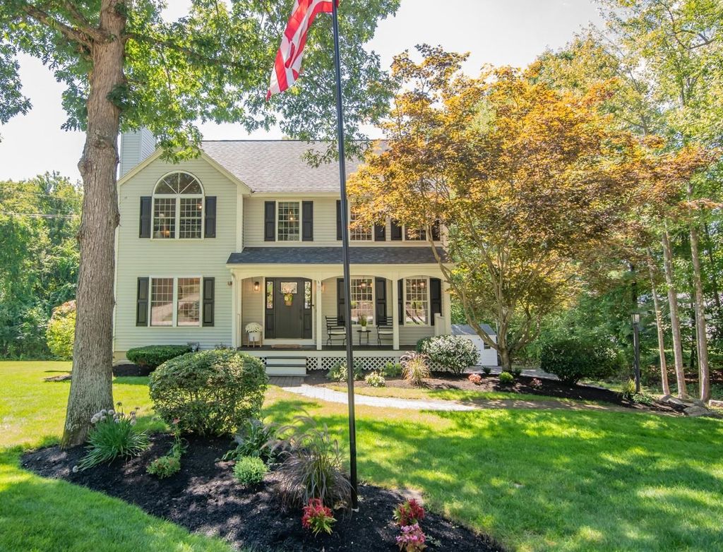 Photo of 7 Gailor Lane, Hooksett, NH 03106 (MLS # 5059391)