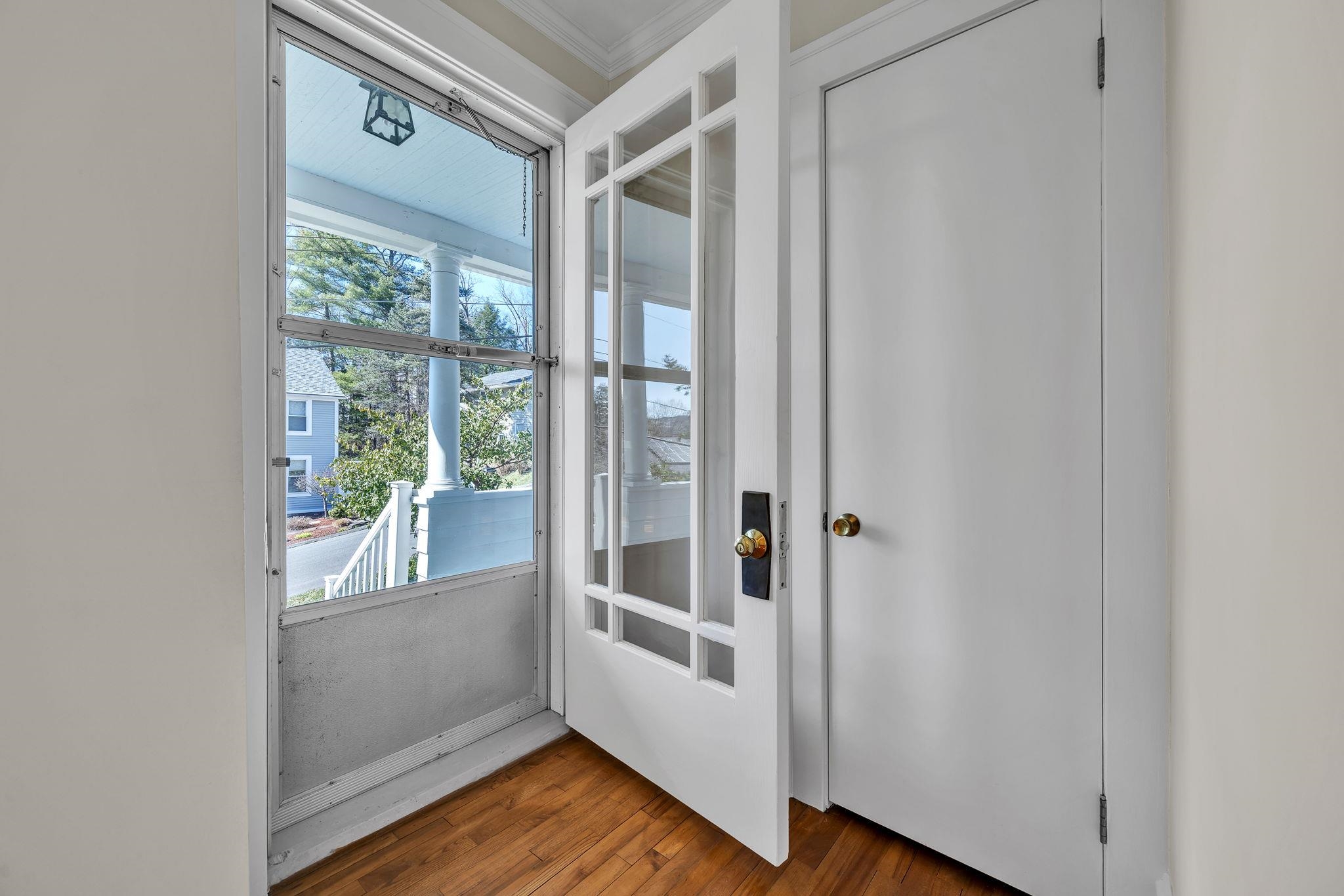 87 Currier Street