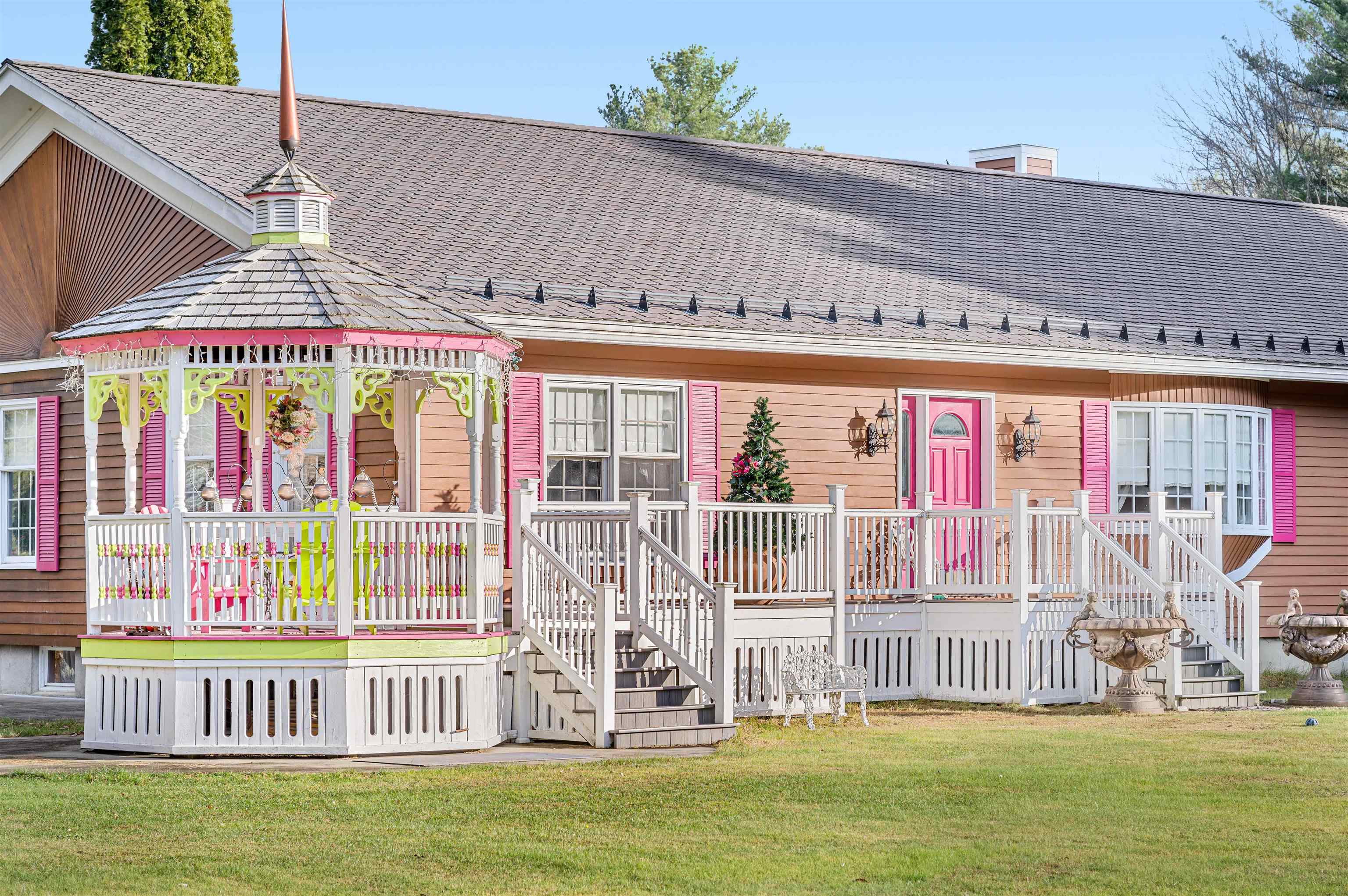 Lowell, Vermont 05847, United States, 3 Bedrooms Bedrooms, ,3 BathroomsBathrooms,Residential,Active,21483