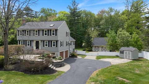 Photo of 4 Applewood Lane, Salem, NH 03079 (MLS # 5090179)