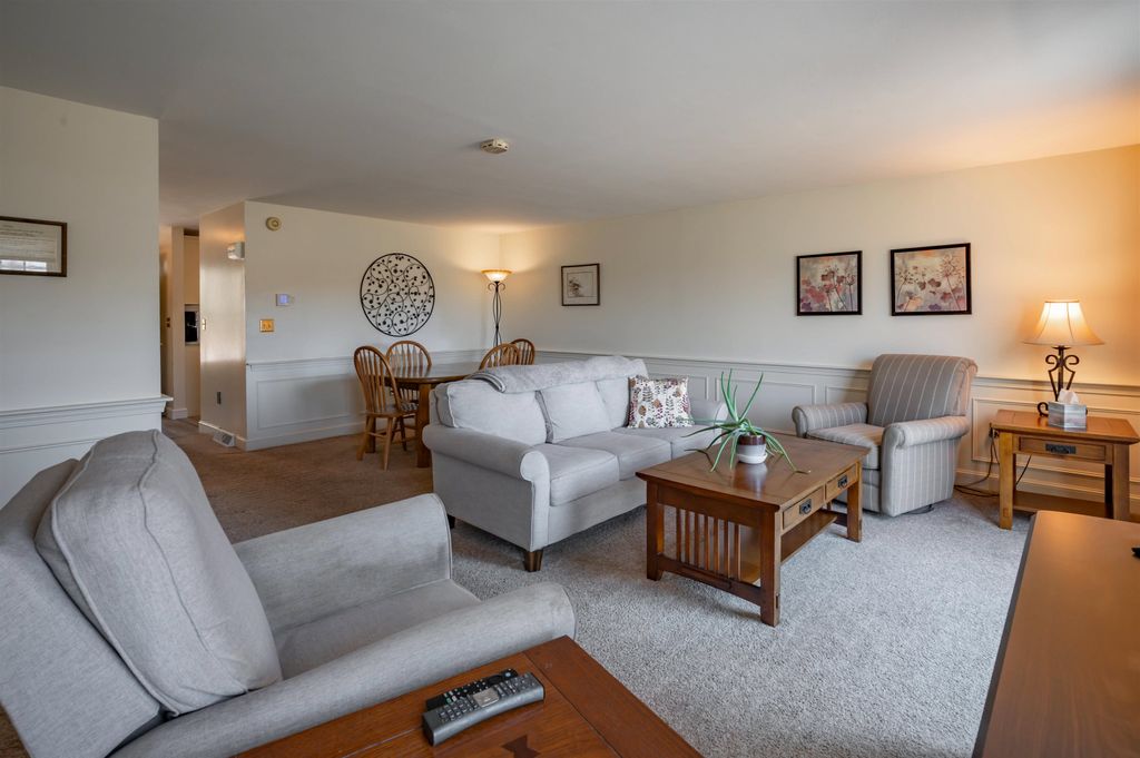 Photo of 8 Veterans Road #Unit 8, Amherst, NH 03031 (MLS # 5083812)