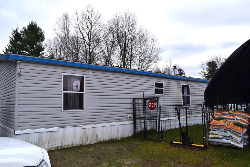 Photo of 8 Sunset Court, Northumberland, NH 03582 (MLS # 5069753)