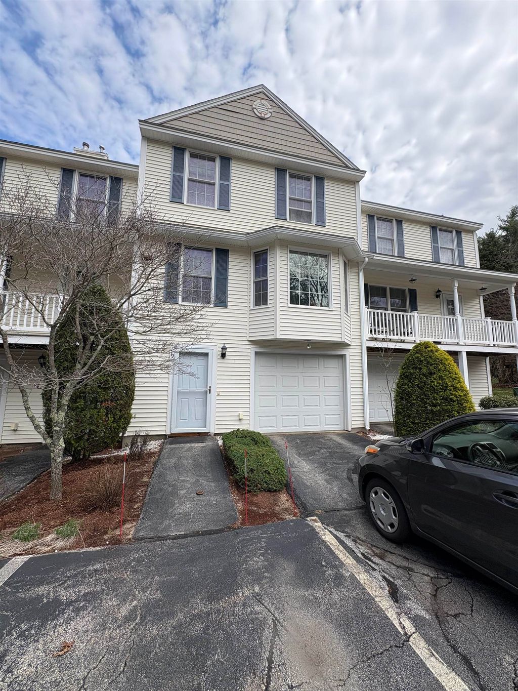 Photo of 19 Mulberry Lane, Amherst, NH 03031 (MLS # 5083906)