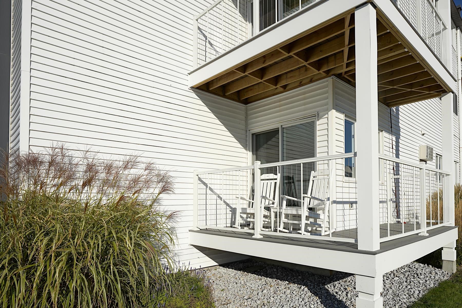 493 Ocean Boulevard 2