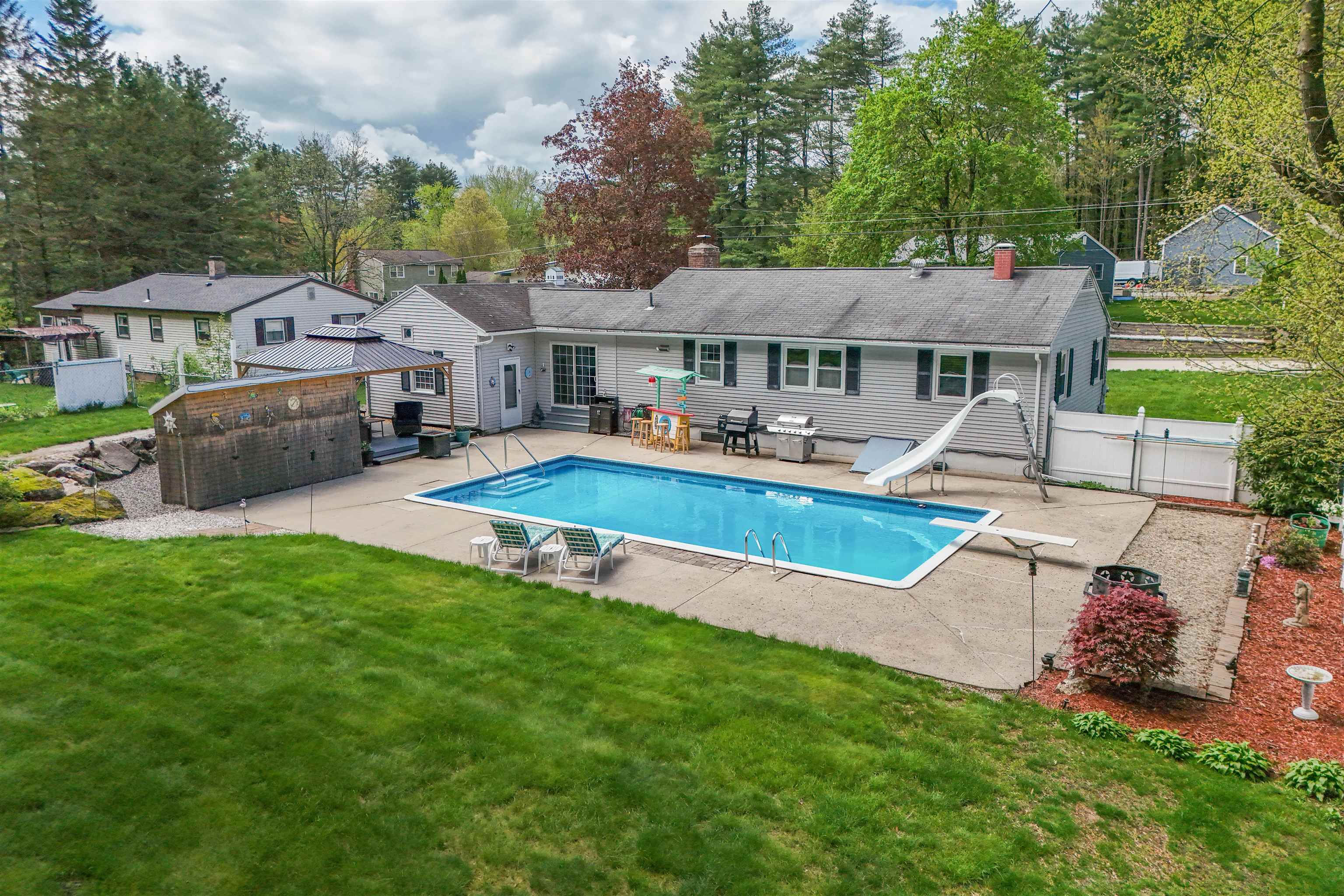 5 Jo Ellen Drive