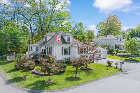 29 Warren Avenue Goffstown NH 03045